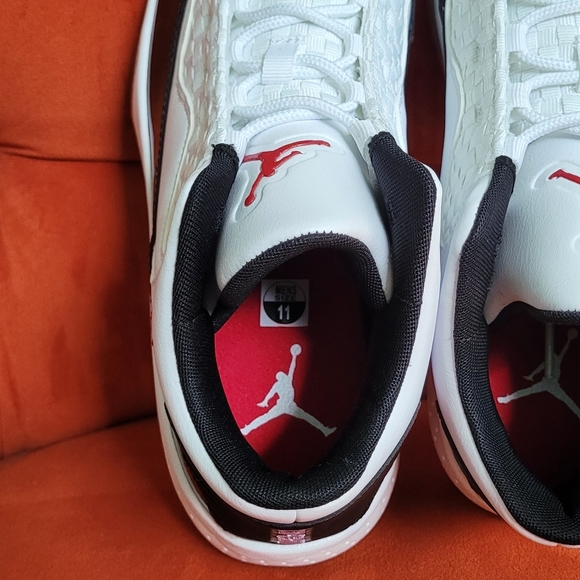 Jordan Max Aura 2 CK6636 102 Men's Size 11 White/Gym Red-Black - Picture 7 of 11